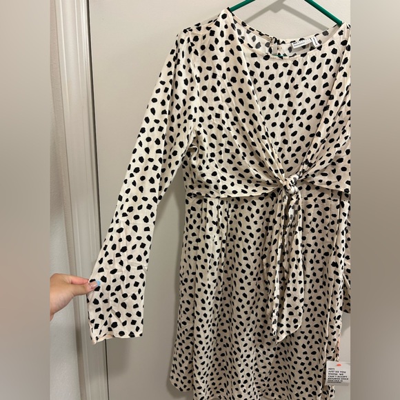 NWT ASOS Cream and Black Polka Dot Long Sleeve Dress Tie in Front - Picture 6 of 11